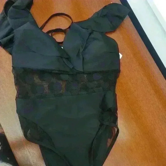 NWT Aura Swimsuit - Picture 1 of 5